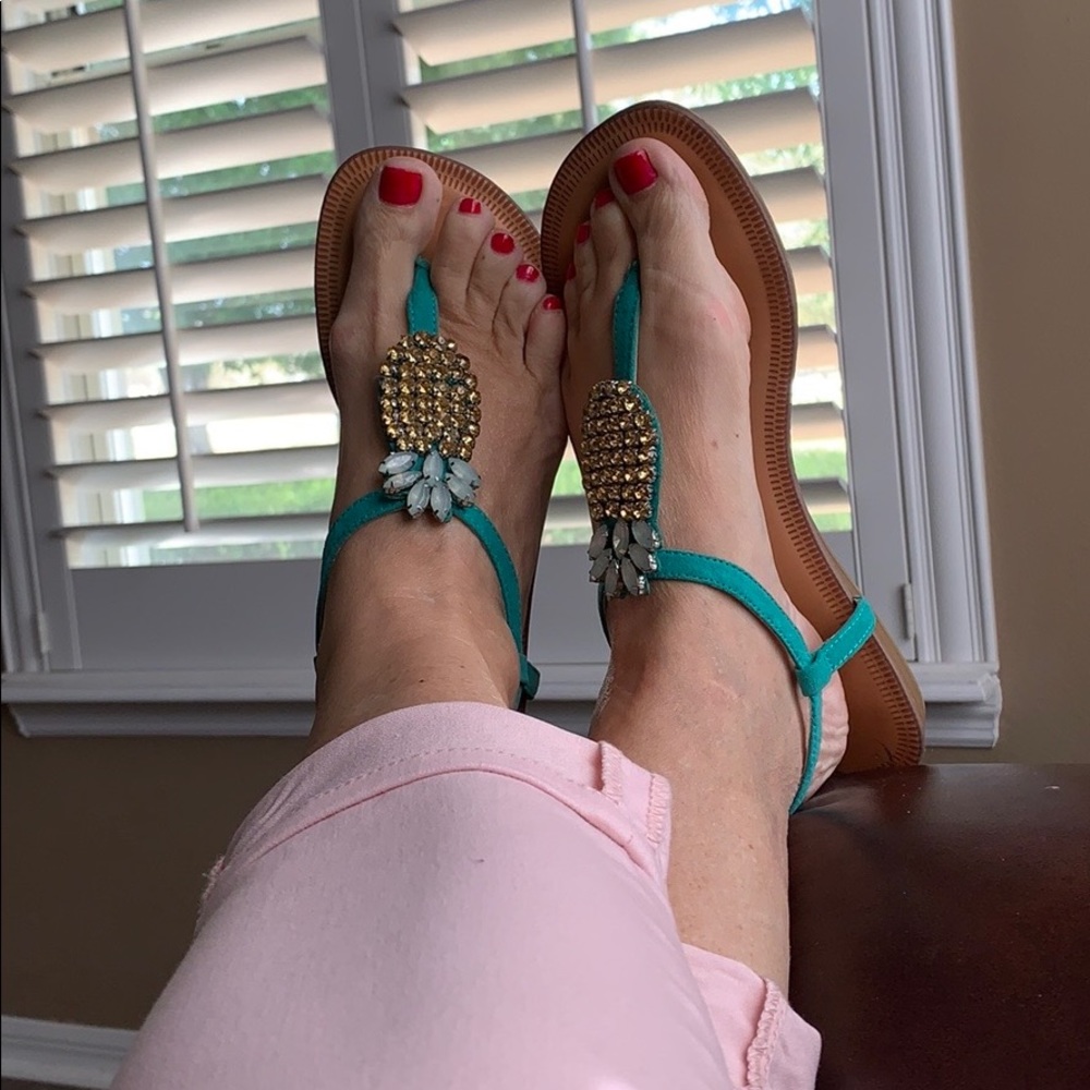 - Carlos Pineapple Sandal